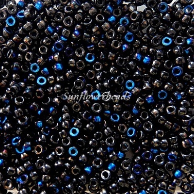 Matubo beads 8/0 - jet azuro